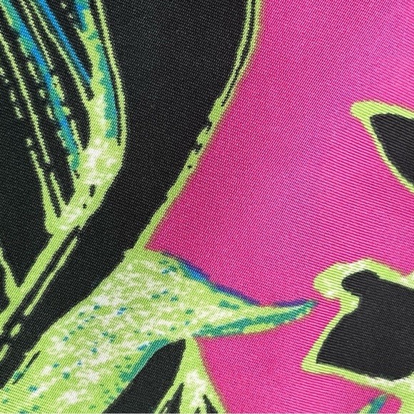 Hurley Phantom  Hawaiian Surf Swim Shorts 33 Inseam 9” Floral Boho Coastal Beach - Picture 7 of 7